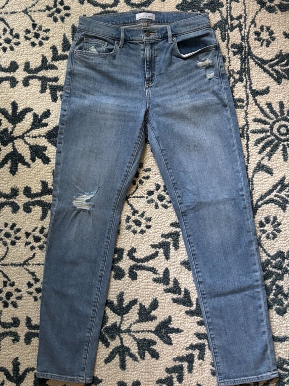 LOFT Modern Skinny Distressed Jeans Light Wash Size 27/4